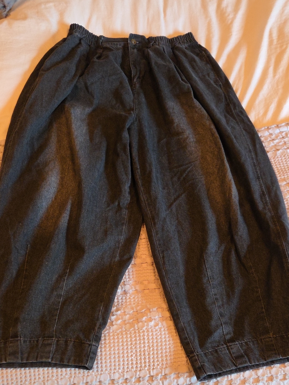 Black Barrel Leg Jeans - Xl